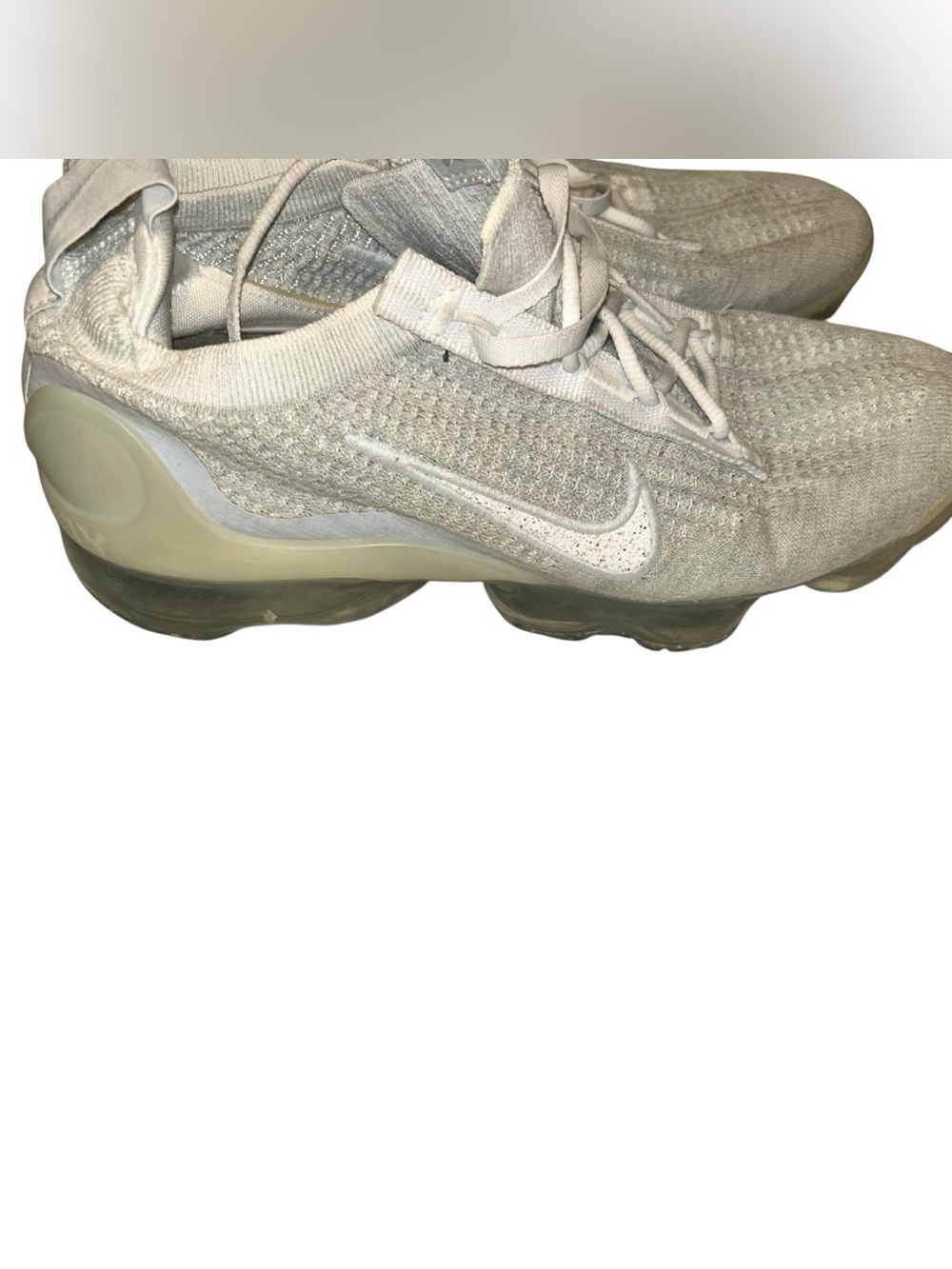 Woman Nike Air VaporMax Flyknit White Pure Platinum sneakers size 8.5